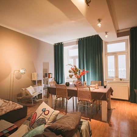 Charming Apartment: Only 10 Minutes To The Center Viena Exterior foto