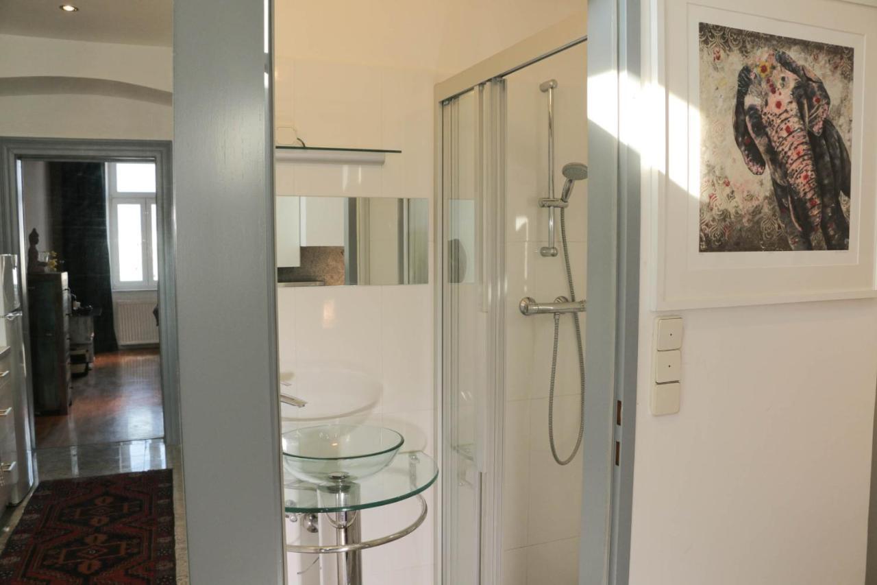 Charming Apartment: Only 10 Minutes To The Center Viena Exterior foto